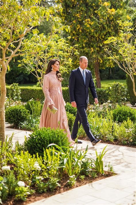 Photo Princess Of Wales Is Pretty In Pink At Lavish Jordanian Royal