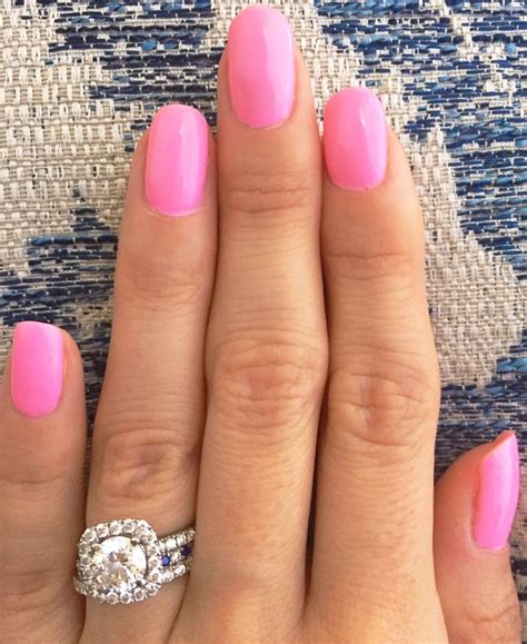 Dnd Gel Duo Polish Victorian Blush Dnd 552 Love This Bright Pink