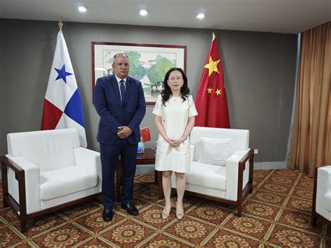 Embajadora Xu Xueyuan Se Reunió con el Diputado Jorge Herrera