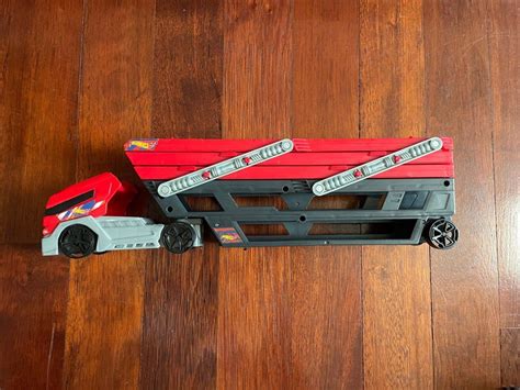 Hot Wheels Mega Hauler Truck Toys Collectibles Mainan Di Carousell
