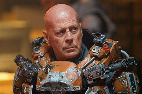 A Bruce Willis Sci-Fi Movie Is Gaining Steam On Netflix | GIANT FREAKIN ...