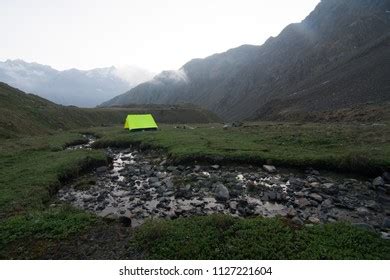 Camping Chitkul Himachal Stock Photo 1127221604 | Shutterstock