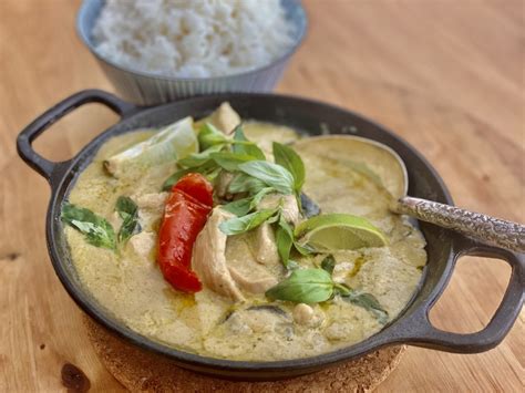 Tomates Verdes Fritos Pollo Al Curry Verde