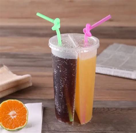 700ml Creative Special Thickness Double Grid Disposable Plastic Cup Hot Cold Drink Juice Share