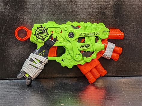 Nerf Zombie Strike Alternator Blaster Barn