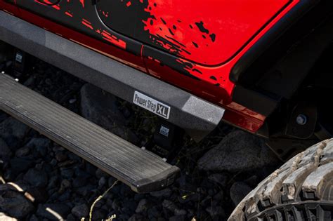 AMP 77135-01A Research PowerSteps XL (20 Jeep Gladiator) | Custom Offsets