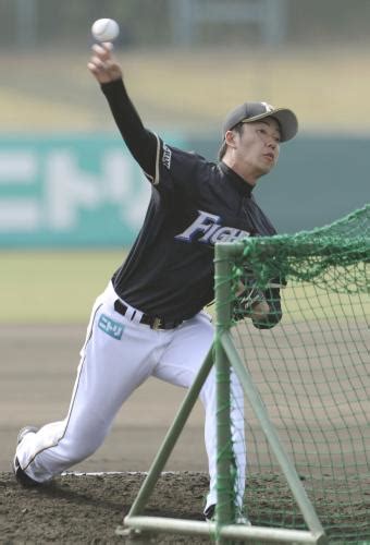 フリー打撃に登板した日本ハム・斎藤 ― スポニチ Sponichi Annex 野球