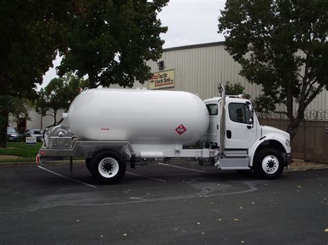 Propane Bobtails Pacific Truck Tank Inc