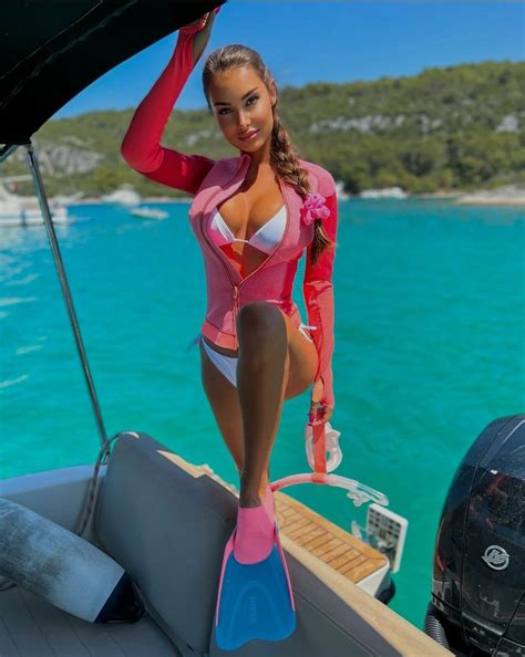 Scuba Girl Womens Wetsuit Snorkelling Bikinis Swimwear Hot Model Outfits Masks