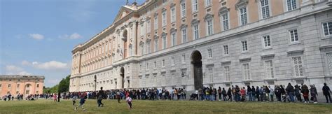 Caserta Piazza Carlo Iii Da Oggidiventa Piazza Carlo Di Borbone Il