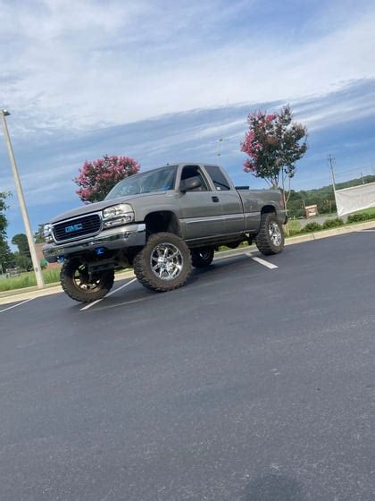 View Build 2 Inch Lifted 2001 Gmc Sierra 1500 4wd Rough Country