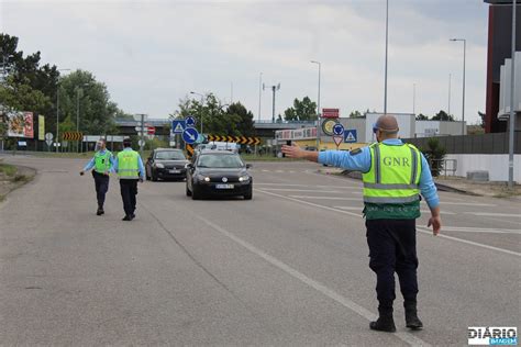 Setúbal Gnr Deteve 17 Pessoas Por Condução Sob Efeito De álcool E