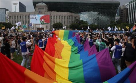 퀴어축제 올해는 서울광장 못 쓴다는데 오세훈 서울시장 입장은 월간조선