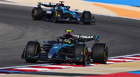 Lewis Hamilton Leads Mercedes 1 2 In Second Practice In Bahrain