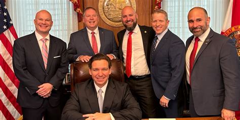 Desantis Signature Tips Us Into Majority Constitutional Carry Nation