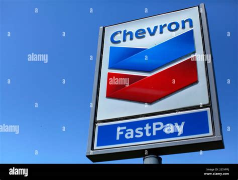 Chevron gas station sign hi-res stock photography and images - Alamy