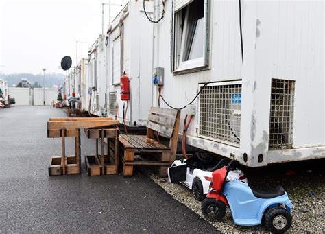 Jutarnji list Majka preminule bebe Kontejner nam prokišnjava Baka Gospoda nam sada nude