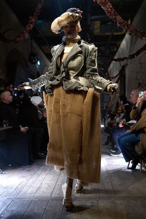 Maison Margiela 2024 İlkbahar Yaz Haute Couture Marie Claire Türkiye