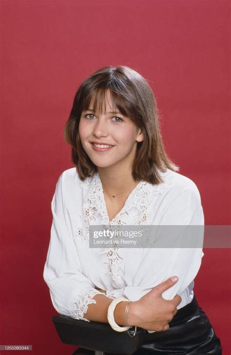 L Actrice Fran Aise Sophie Marceau En Photo Studio Paris