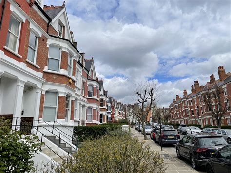 Residential Properties for Sale in West Hampstead 7