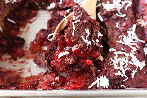 Red Velvet Pineapple Cherry Dump Cake Sizzling Eats