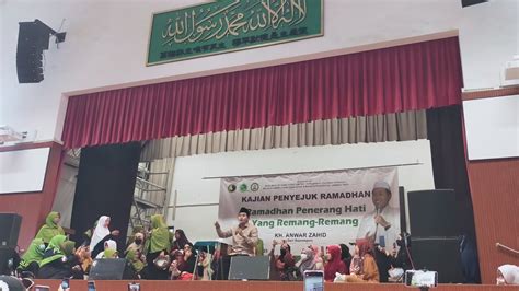 SHOLAWAT BARENG KH ANWAR ZAHID BOJONEGORO HONGKONG KAJIAN YouTube