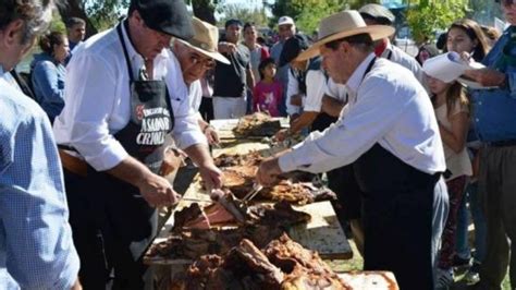 Gato Peters En La Fiesta Zonal Del Asado Criollo La Razon De Chivilcoy