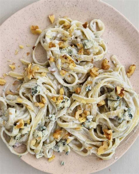 Blue Cheese Pasta With Walnuts Ana Recipes