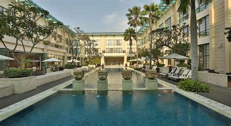 Aryaduta Medan (formerly Hotel Aryaduta Medan) Jl. Kapten Maulana Lubis ...