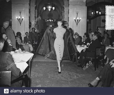 Benefit Fashion Show Hi Res Stock Photography And Images Alamy