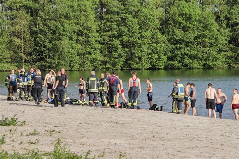 Th Wasser Y Person Im Wasser Freiwillige Feuerwehr Lauenburg