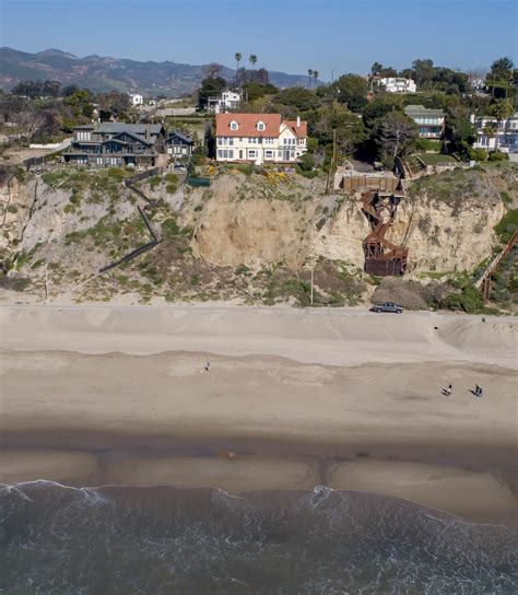 Anthony Hopkinss Malibu Home Which Survived The Woolsey Fire Asks