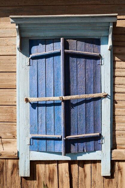 Antiga Janela De Madeira Azul Vintage Persianas Fechadas Na R Ssia