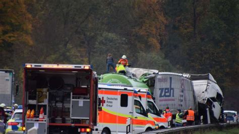 Unfall Auf A6 Bei Bad Rappenau Ein Fahrstreifen Ist Wieder Frei