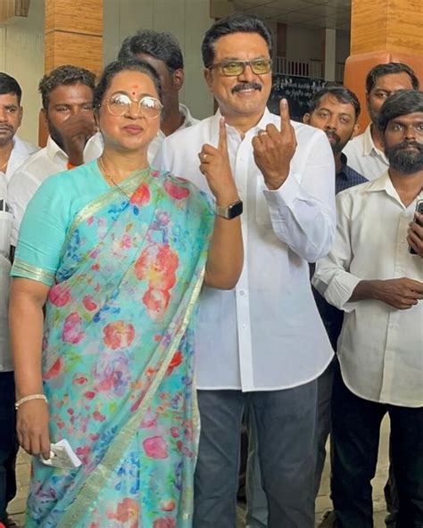 Celebs Cast Their Vote In Lok Sabha Elections 2024