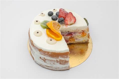 Tort Naked Cake Nagi Widoczny Biszkopt Sklep Z Kwiatami Dostawa Online Zawsze Na Czas