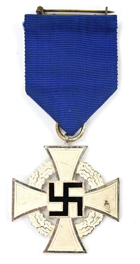 Worldwarcollectibles German Years Faithfull Service Medal