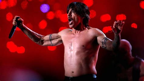 No Aniversário De Anthony Kiedis Relembre 6 Músicas Imperdíveis Do Red Hot Chili Peppers Blog