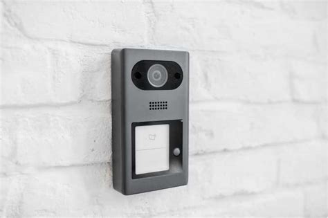 Door Buzzer System with Camera: Choosing One for Your Building