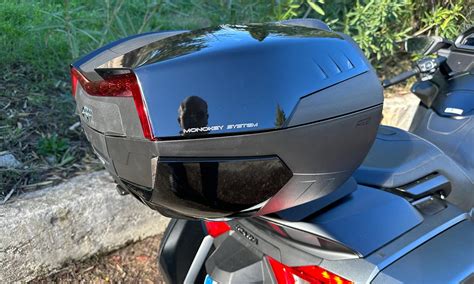 Top Case Givi Maxia V Nn Sur La Honda Goldwing