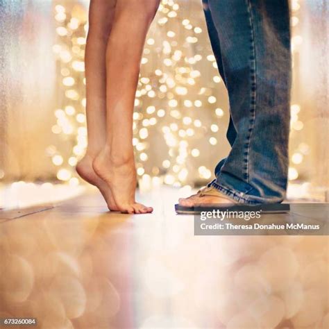 Tip Toes Kiss Photos And Premium High Res Pictures Getty Images