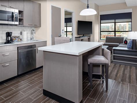 Hotel Suites with Kitchens | Hyatt House Nashville Downtown