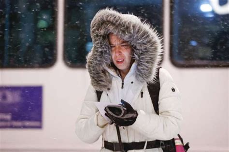 Arctic storm brings holiday travel chaos to US