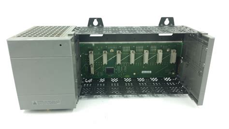 Allen Bradley SLC 500 7 Slot Rack W 1746 P4 Power Supply 1746