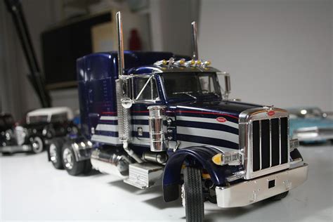 Gallery Pictures Italeri Peterbilt Long Hauler Tractor Cab Plastic