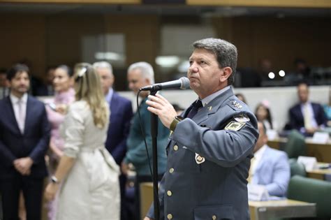 Deputado Toma Posse Em Seu Segundo Mandato Reafirmando O Compromisso