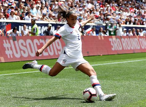 Mia Hamm Gatorade Commercial Ft. Mal Pugh For Women's World Cup