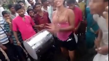 Naked And Funny Videos XVIDEOS