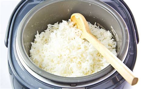 Rice Cooker Vs. Pressure Cooker – Their Differences And Advantages