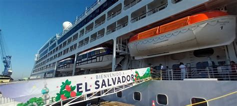 Funcionarios Del Gobierno Salvadore O Recibieron Al Quinto Crucero Que